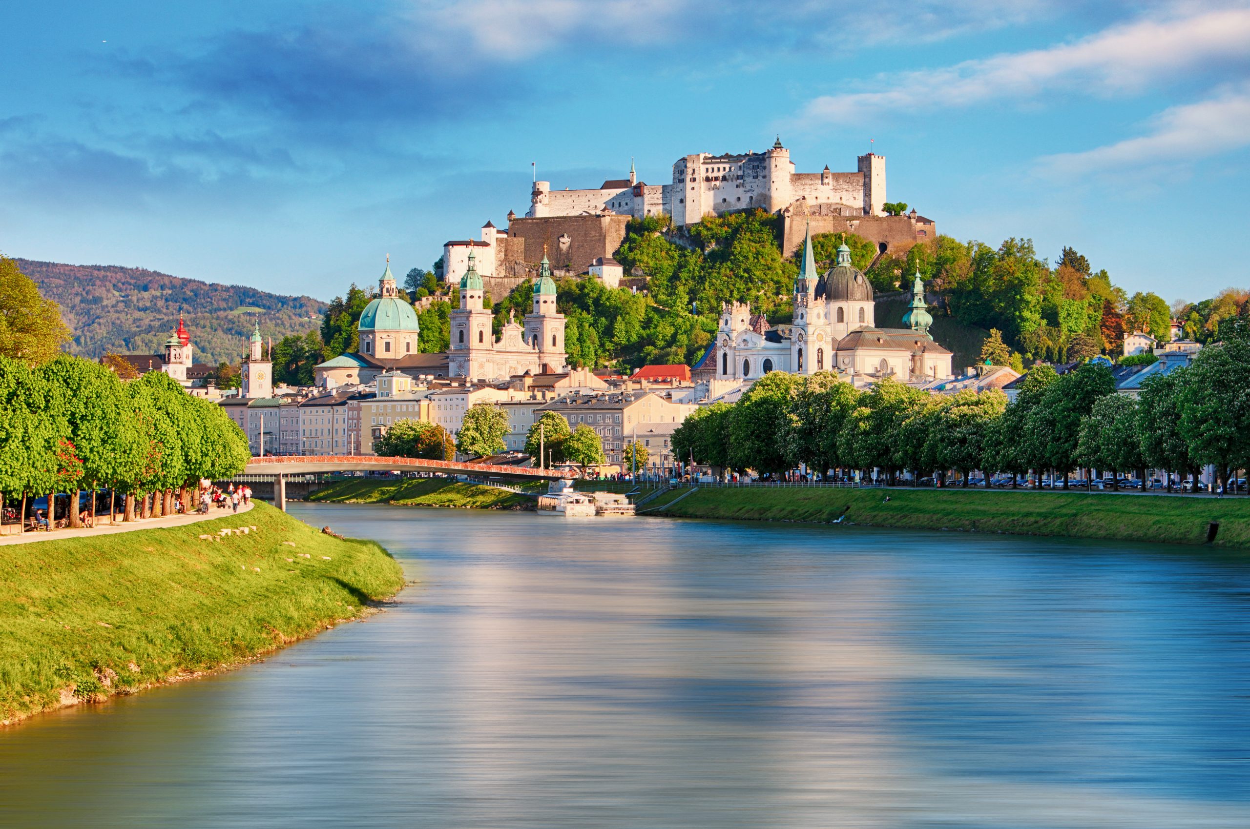 Salzburg Panoramablick mit Fluss und Festung Österreich